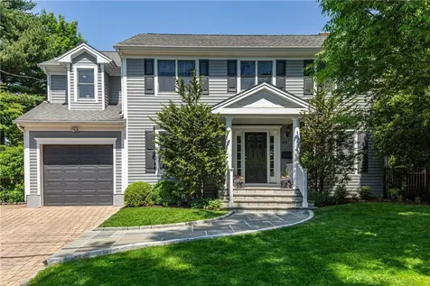 69 Middle Road Eastchester NY 10709