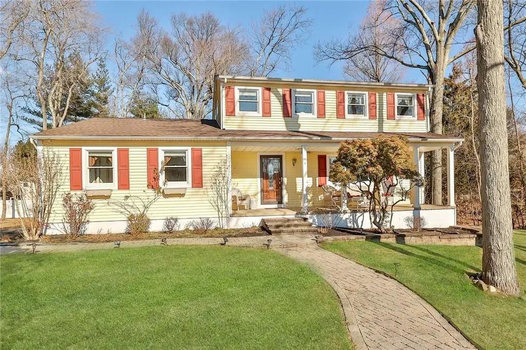 4 Glynn Oval Blauvelt NY 10913