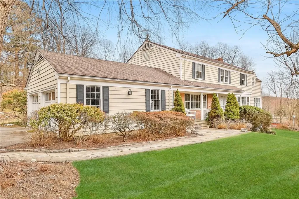 10 Hayrake Lane Chappaqua NY 10514