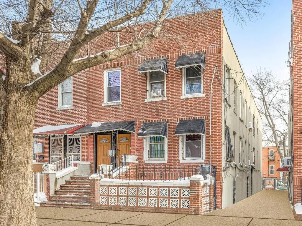 642 Commonwealth Avenue Bronx NY 10473