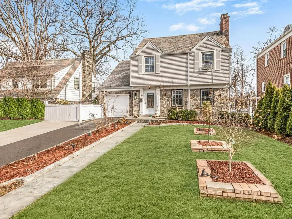 36 (aka) 38 Ritchie Drive Yonkers NY 10705