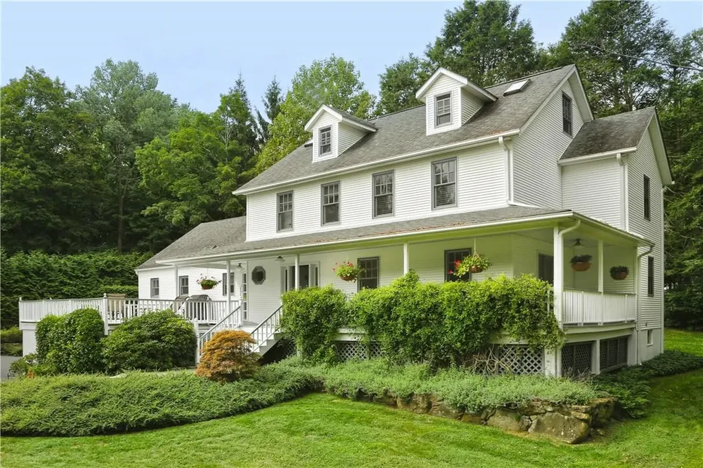35 Lily Pond Lane Katonah NY 10536