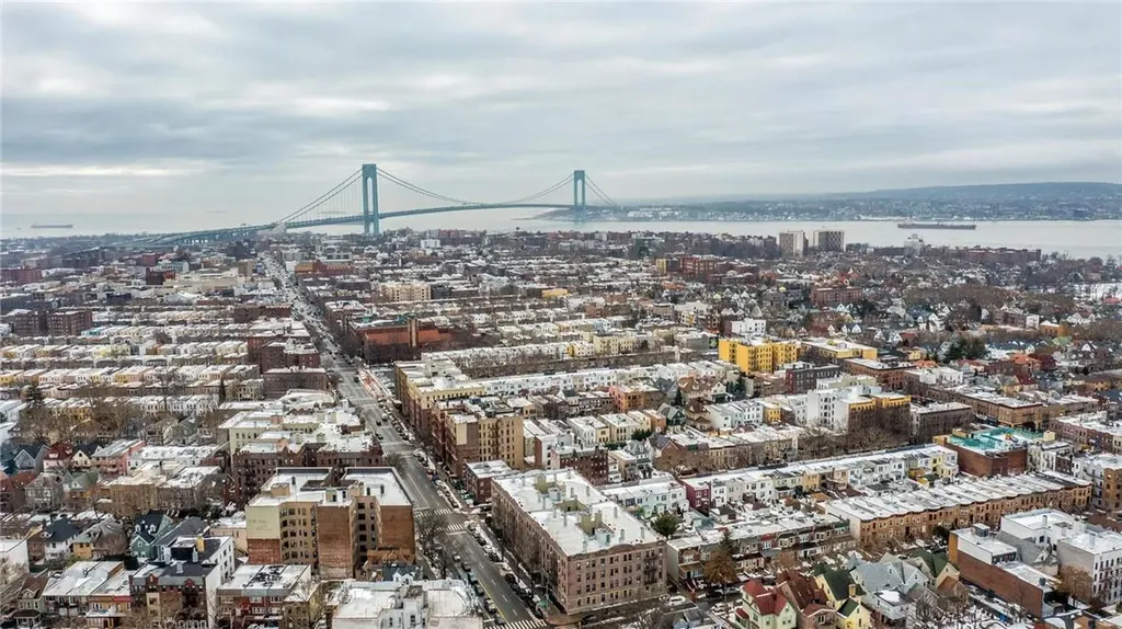 417 76th Street Brooklyn NY 11209