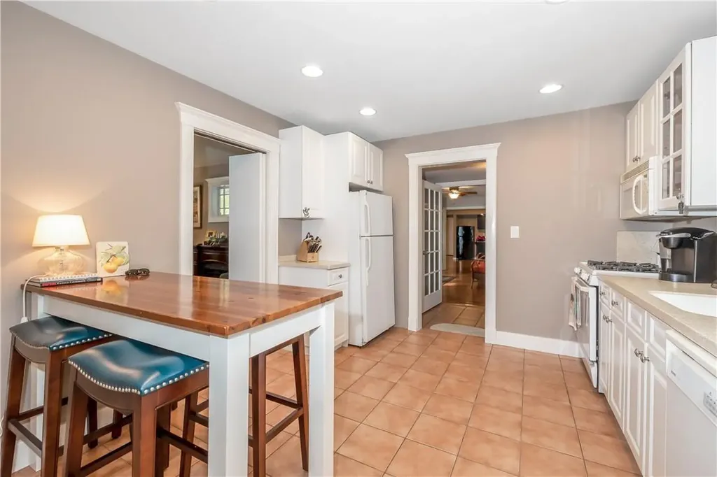 65 Old Middletown Road Pearl River NY 10965