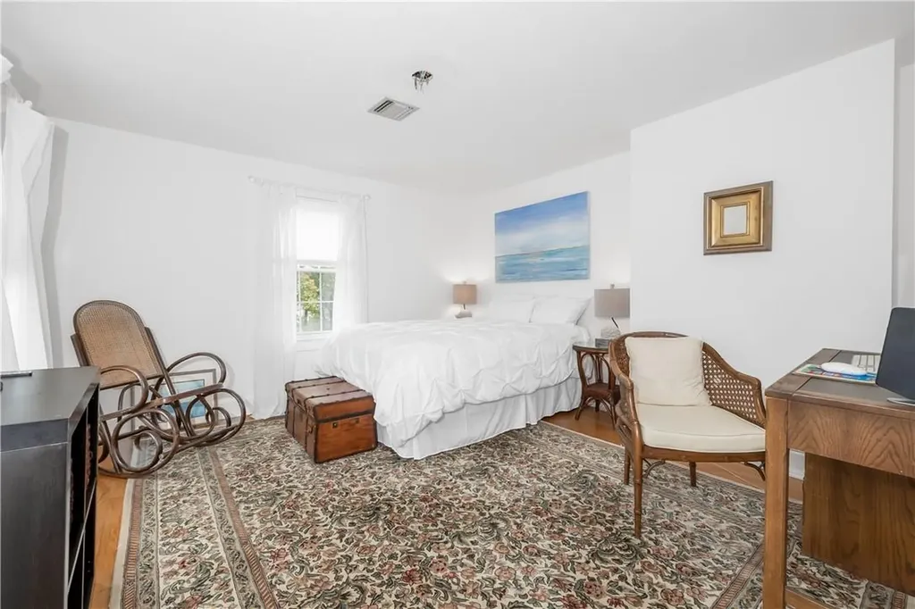 65 Old Middletown Road Pearl River NY 10965