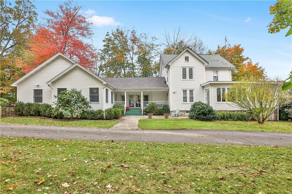 65 Old Middletown Road Pearl River NY 10965
