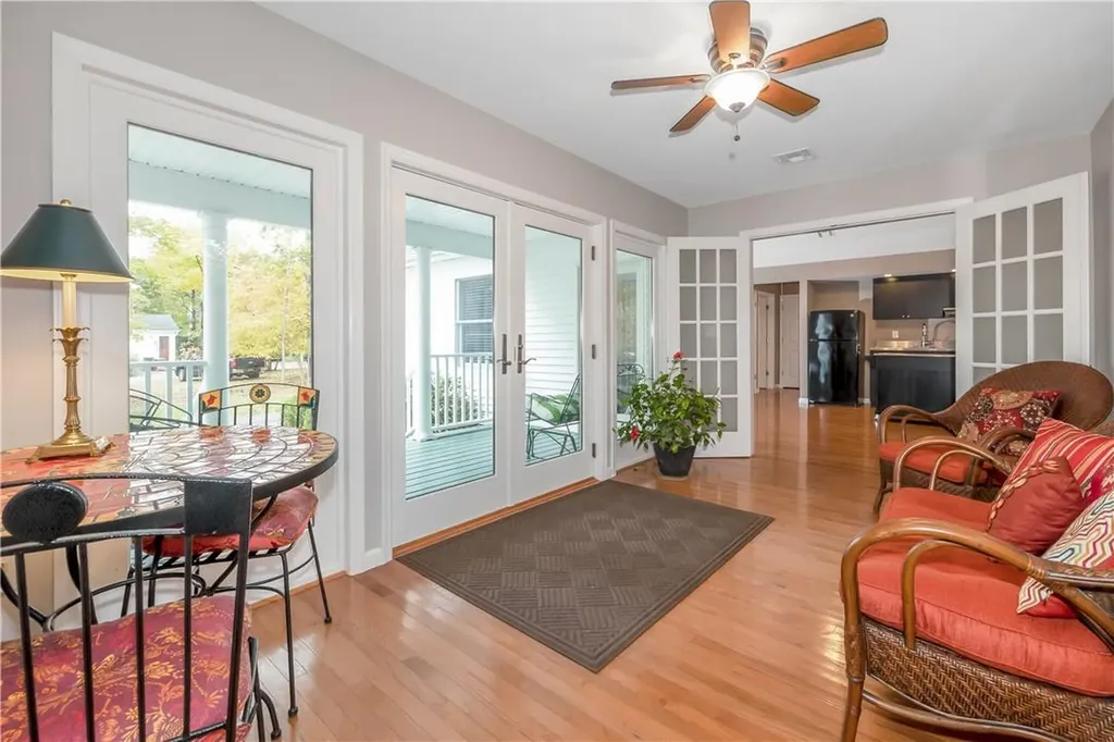 65 Old Middletown Road Pearl River NY 10965