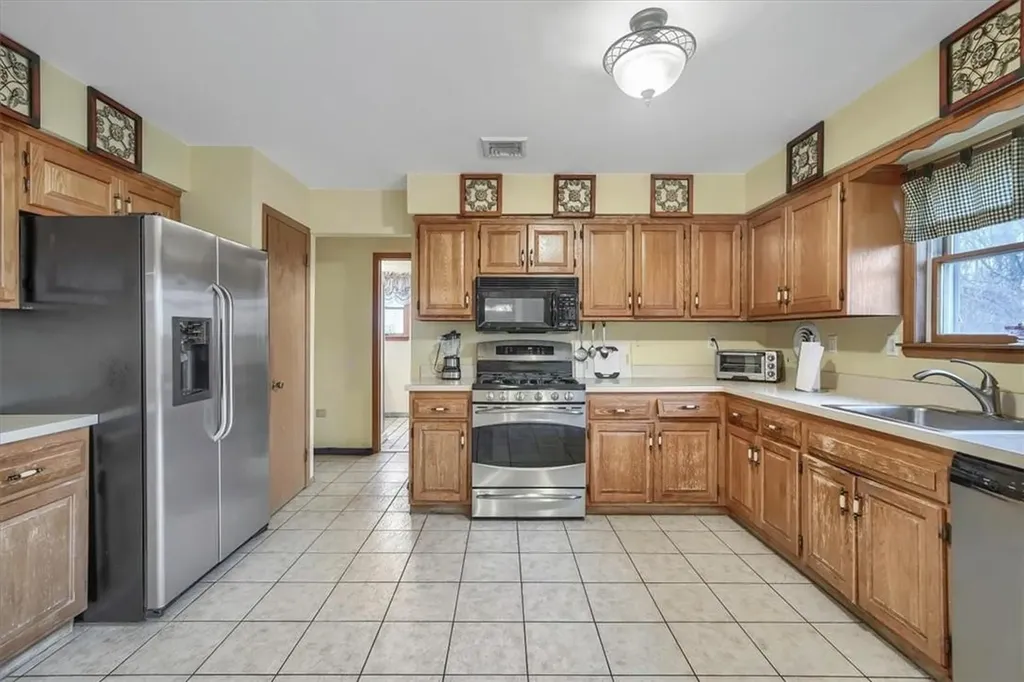 62 Walter Drive Stony Point NY 10980