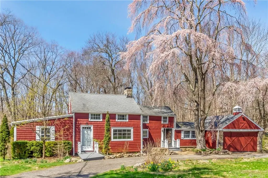 41 West Road South Salem NY 10590