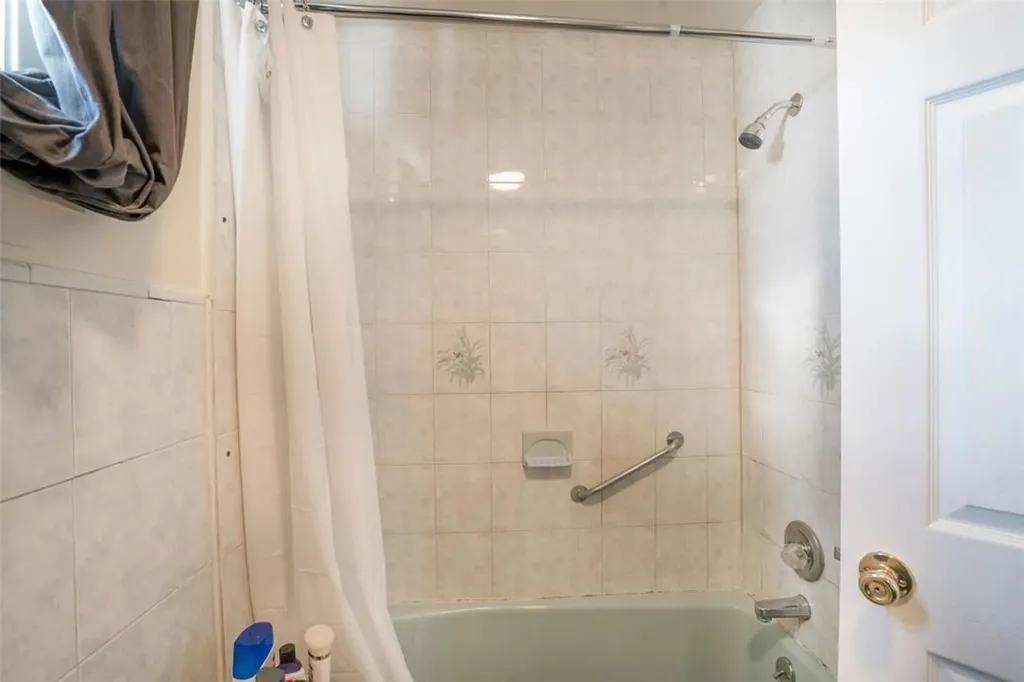 362 Riverdale Avenue Yonkers NY 10705
