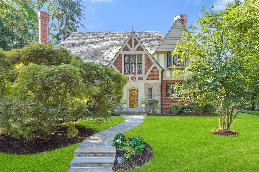 21 Beechmont Avenue Bronxville NY 10708