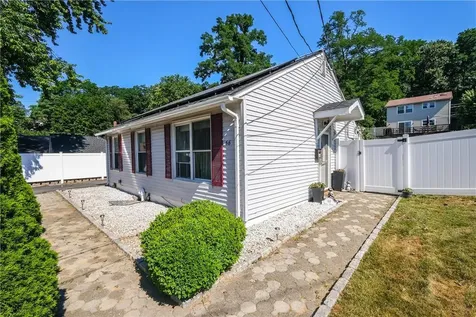 66 Maple Street White Plains NY 10603