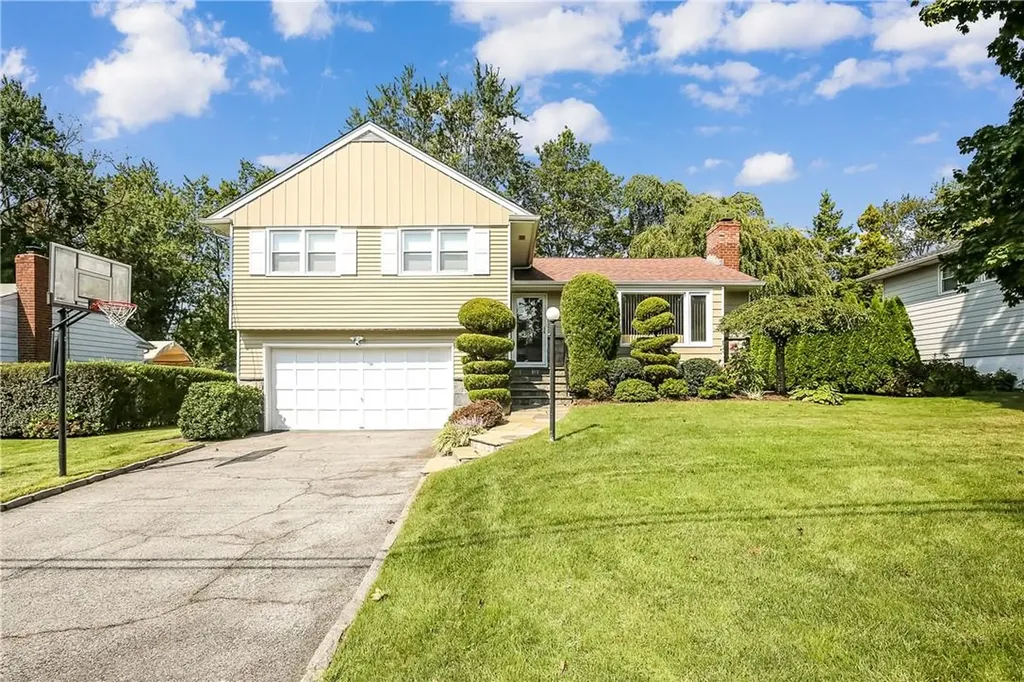112 Darling Avenue New Rochelle NY 10804