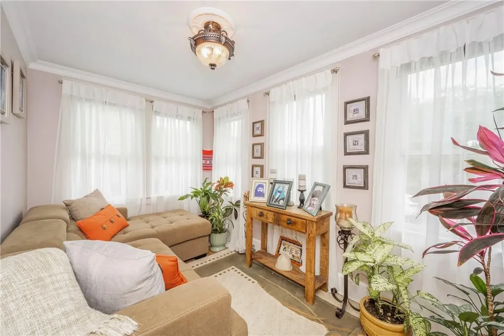 18 S Goodwin Avenue Elmsford NY 10523