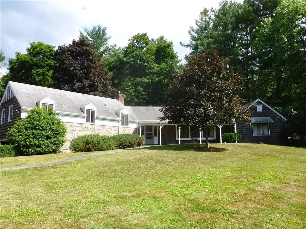 10 Daisy Lane Poughkeepsie NY 12603