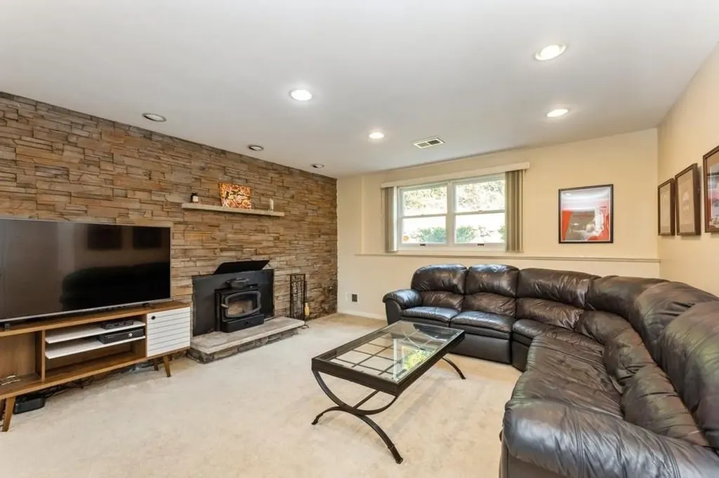 14 Van Terrace Sparkill NY 10976