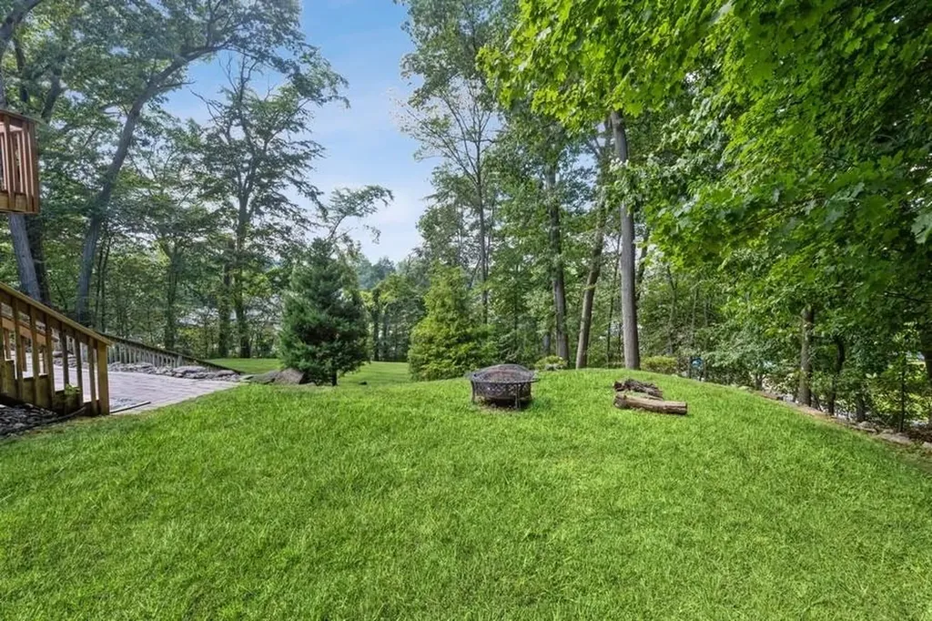 14 Van Terrace Sparkill NY 10976