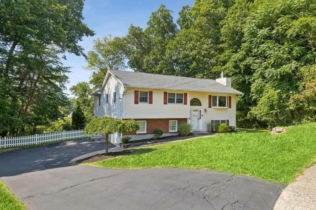 14 Van Terrace Sparkill NY 10976