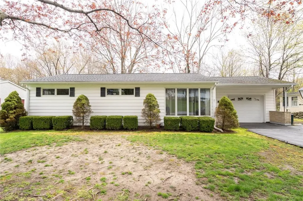 35 Eisenhower Drive Middletown NY 10940