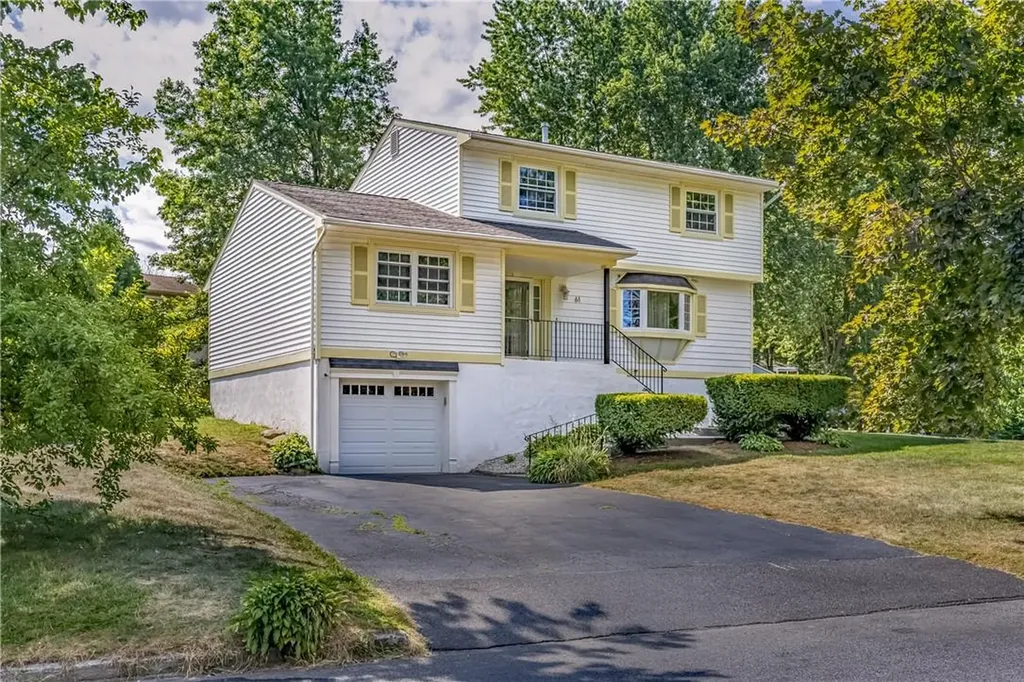 61 Delaware Road Newburgh NY 12550