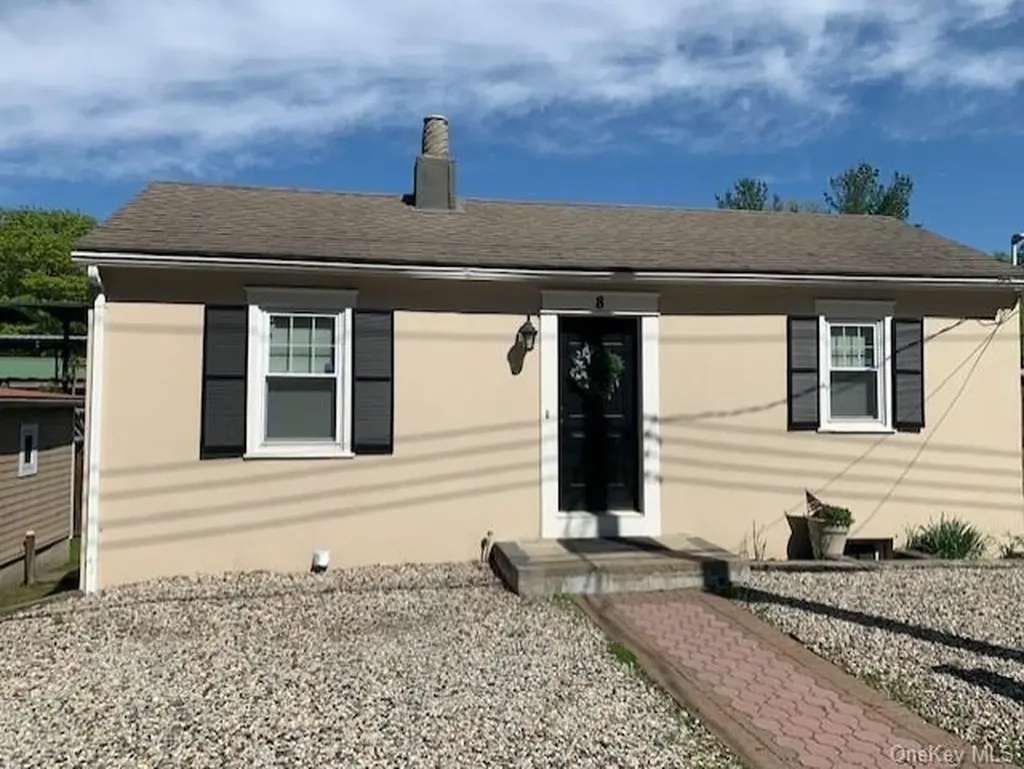 8 Schuman Road Millwood NY 10546