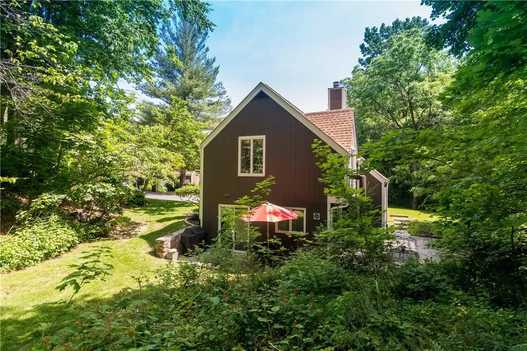 4 Meadow Trail Chappaqua NY 10514