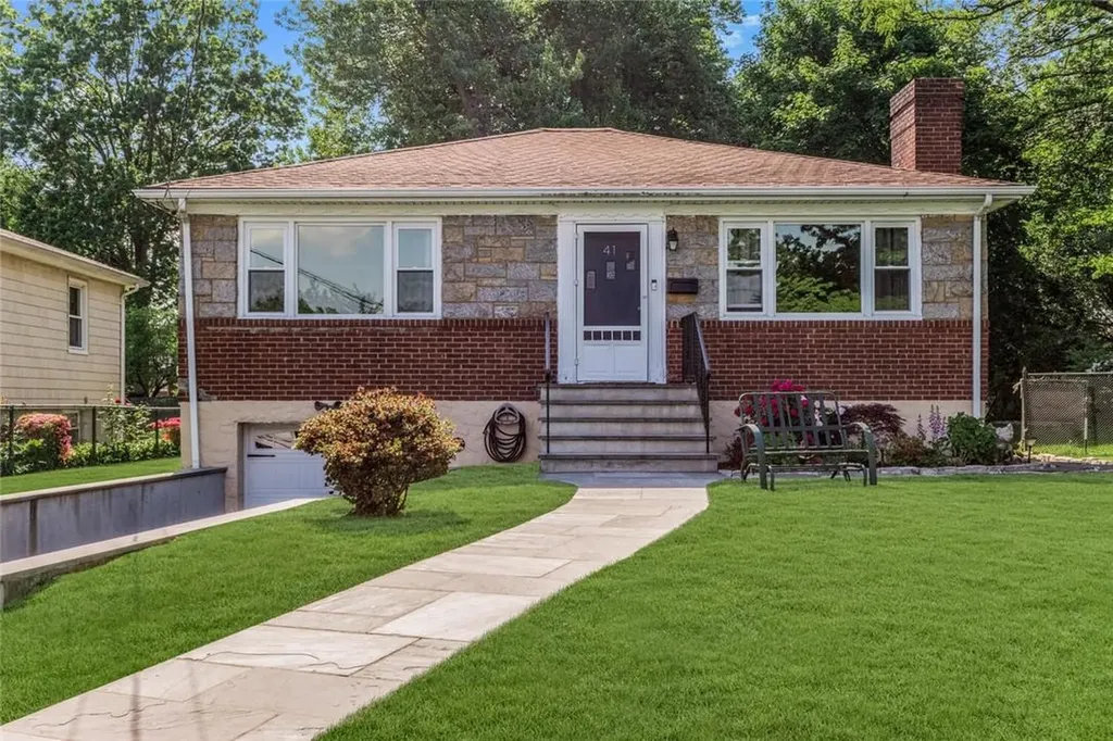 41 Canterbury Road Yonkers NY 10704