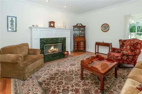 305 West Street White Plains NY 10605