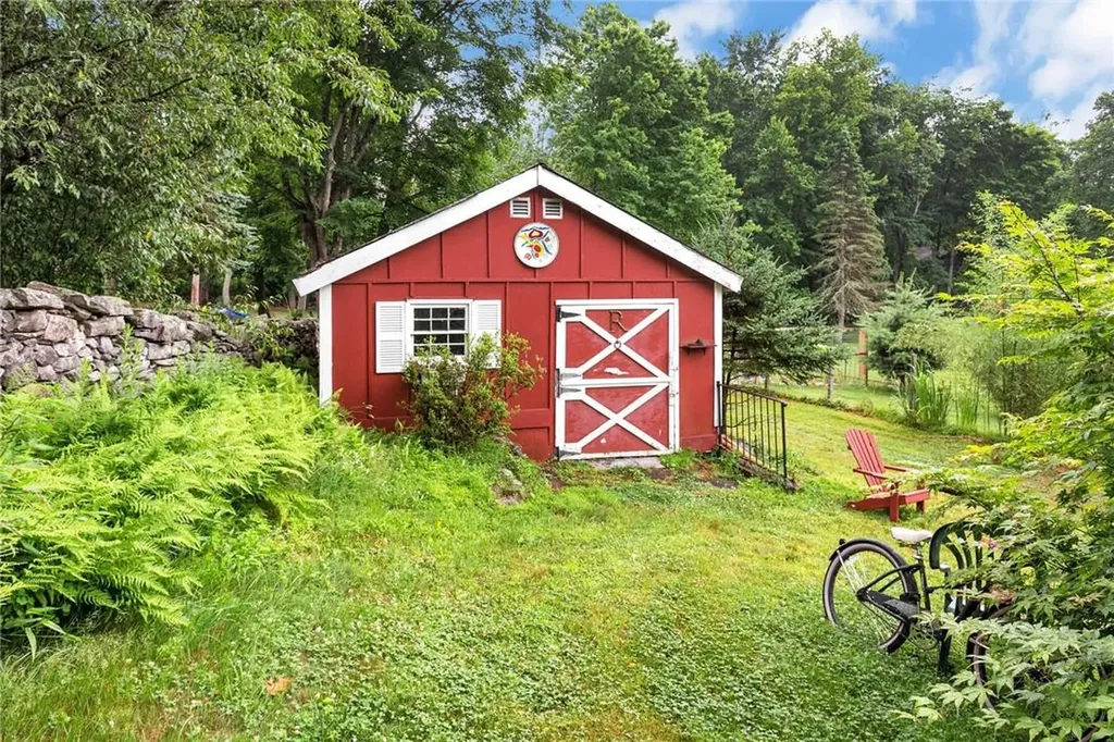 4 Cornwall Court Katonah NY 10536