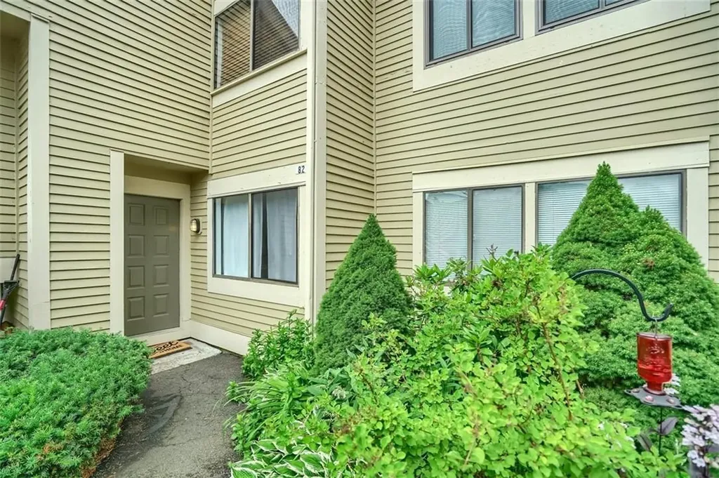 82 Fox Run South Salem NY 10590