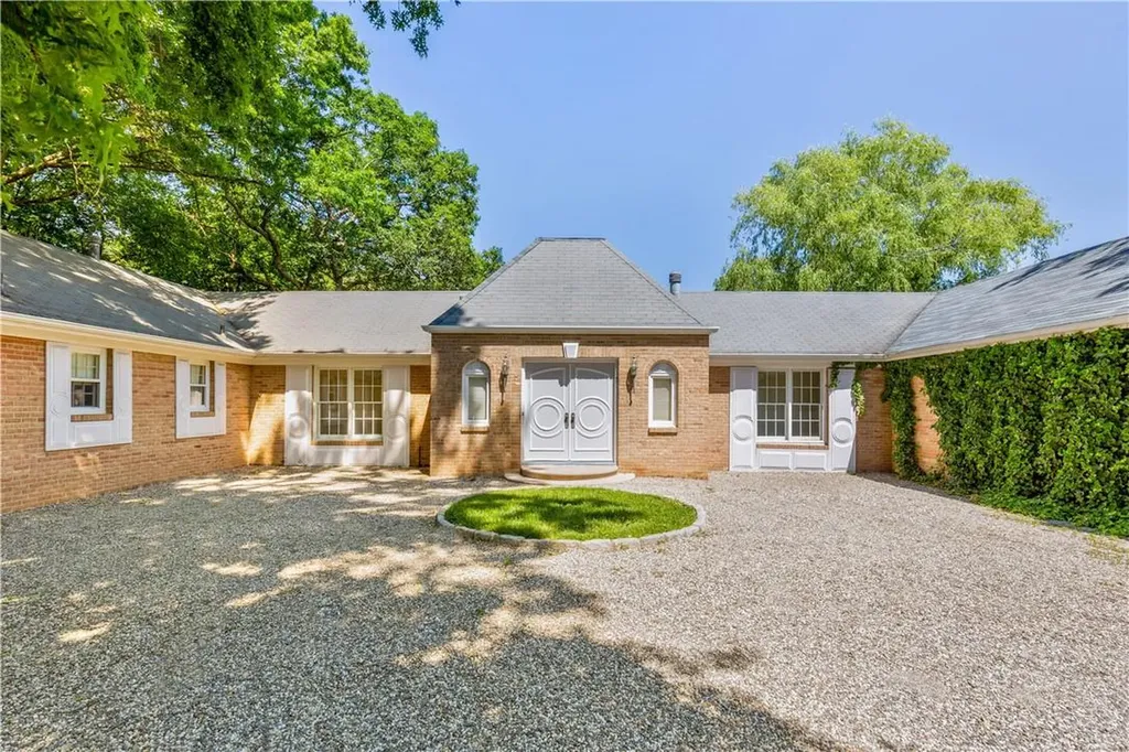 7 Rolling Hills Lane Harrison NY 10528