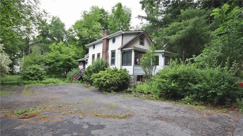 13 S Lake Drive Patterson NY 12563