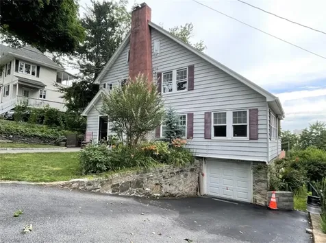 10 Lester Place White Plains NY 10606