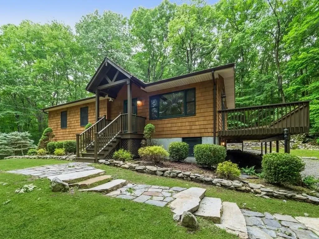 333 Old Forge Drive Carmel NY 10512