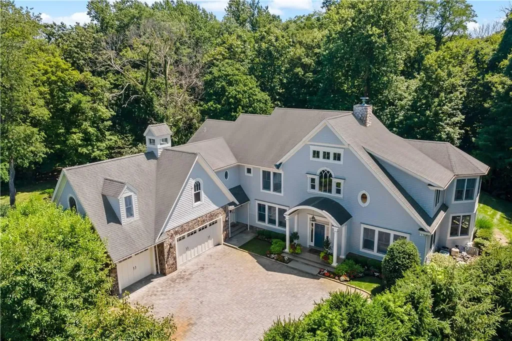 18 Byram Meadows Road Chappaqua NY 10514