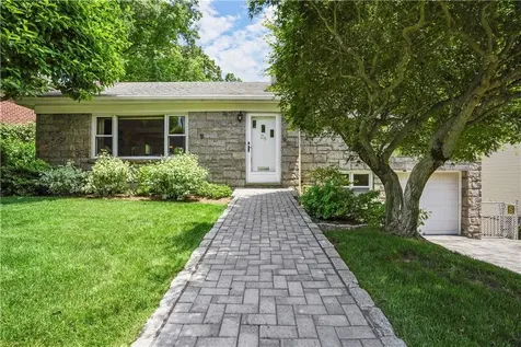 28 Albemarle Place Yonkers NY 10701