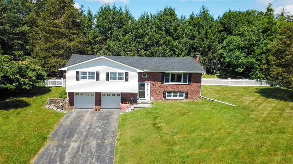 44 Skyview Drive Poughkeepsie NY 12603