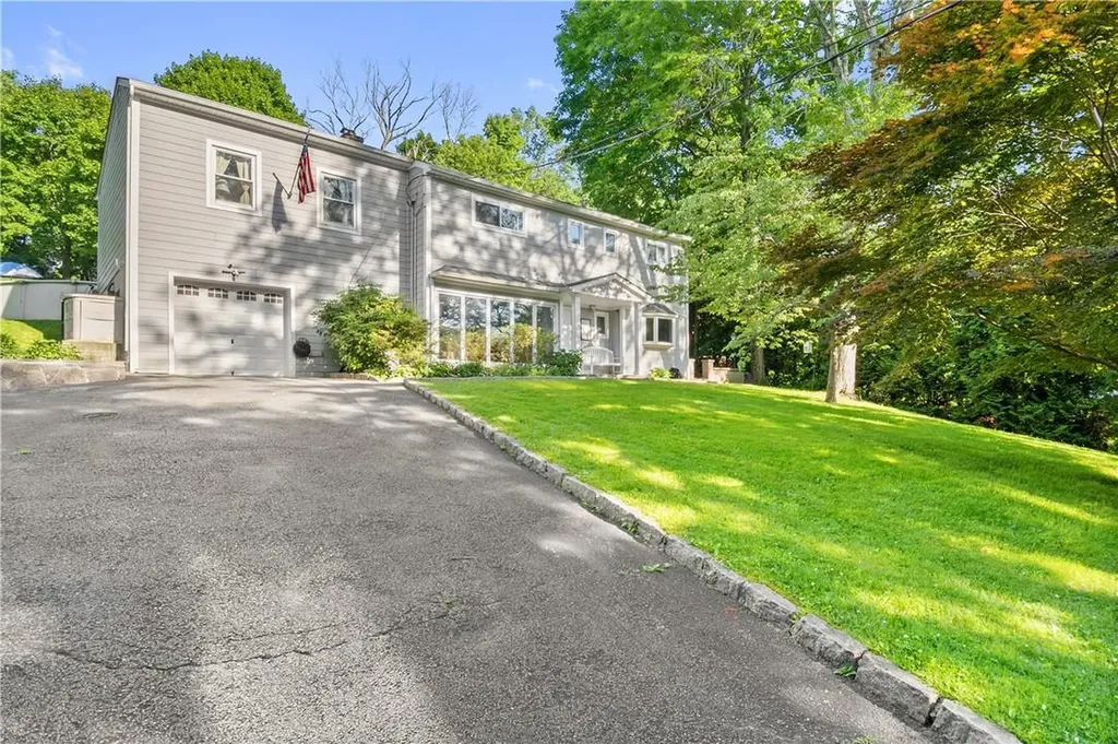 10 Somerstown Road Ossining NY 10562