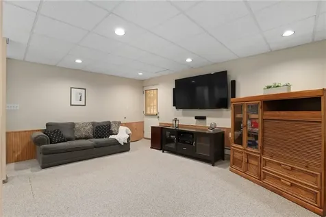 3571 Cooper Street Mohegan Lake NY 10547