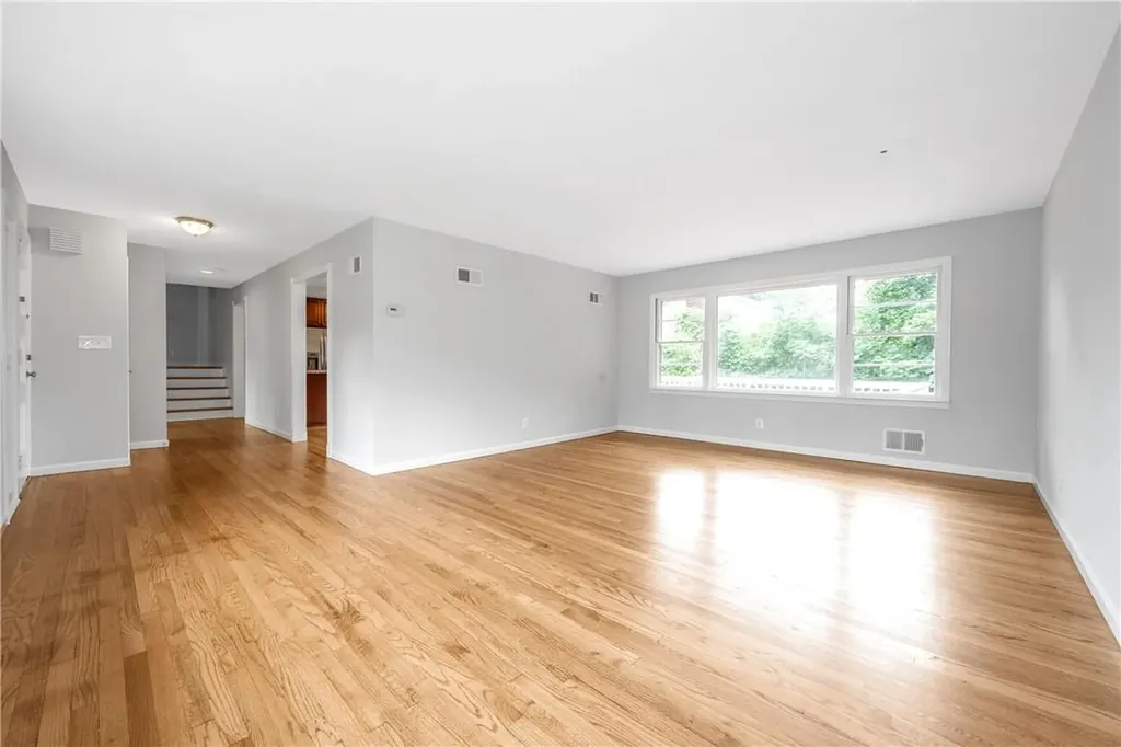16 Bonwit Road Rye Brook NY 10573