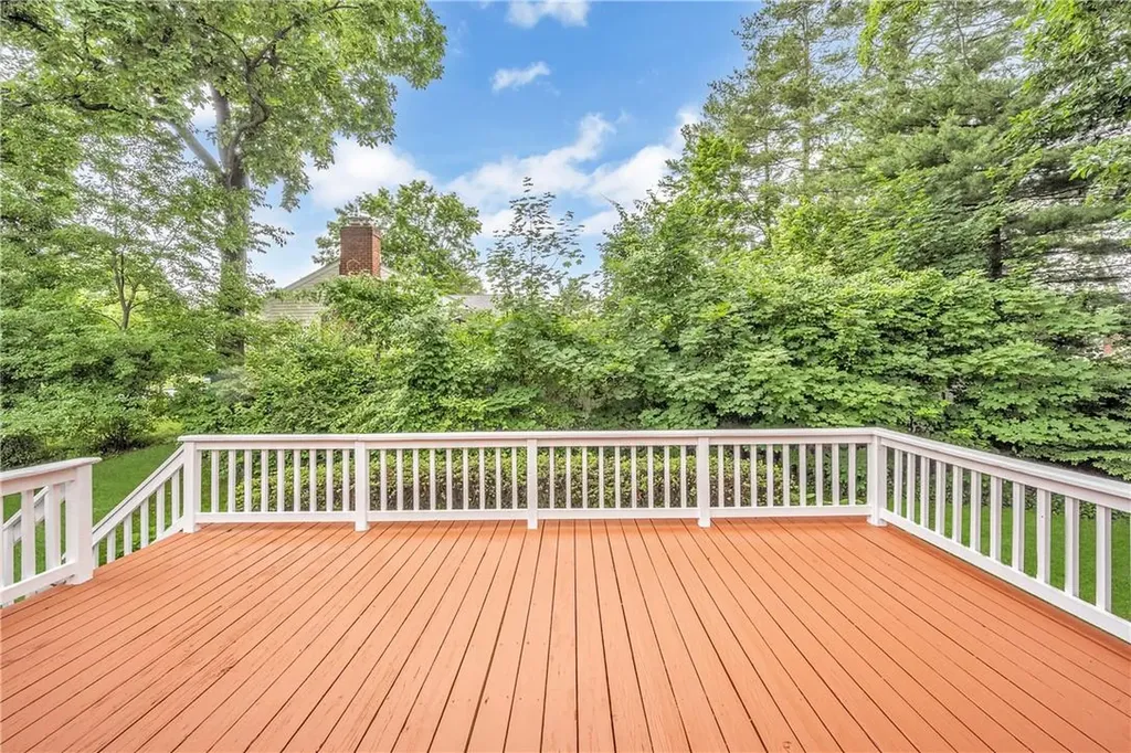 16 Bonwit Road Rye Brook NY 10573