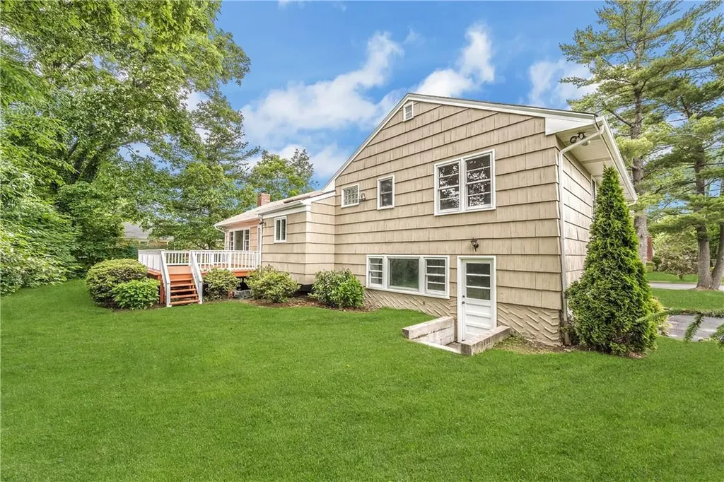 16 Bonwit Road Rye Brook NY 10573