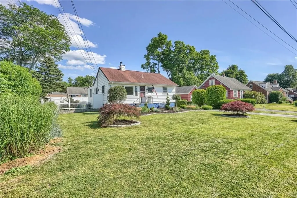 20 Maple Avenue Fishkill NY 12524