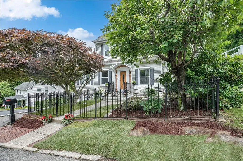 47 Mountain Road Irvington NY 10533