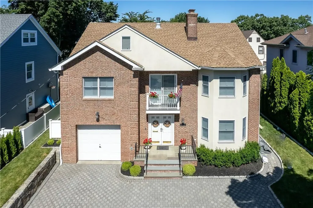 671 White Plains Road Eastchester NY 10709