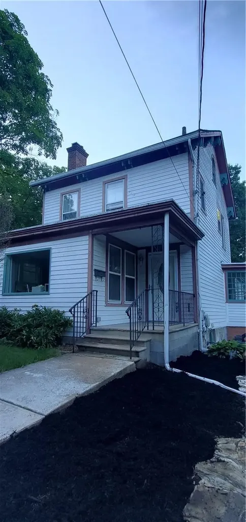 8 Bartlett Street Poughkeepsie NY 12601