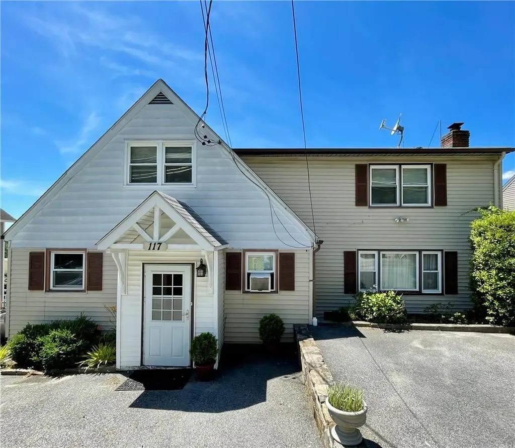 117 Lakeview Avenue Valhalla NY 10595