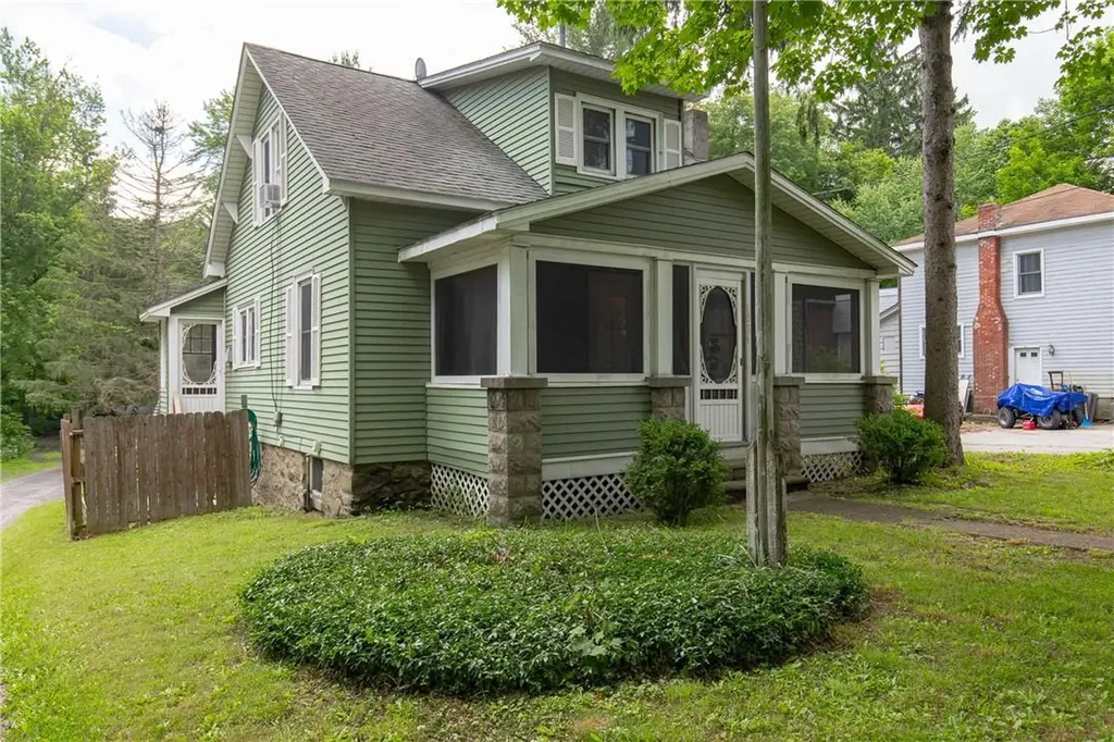 1034 Dutchess Turnpike Poughkeepsie NY 12603