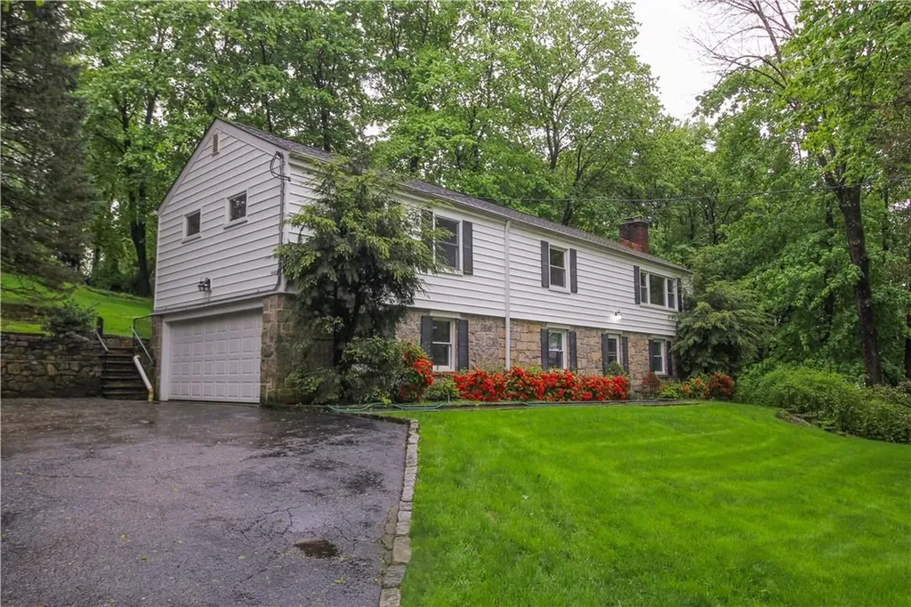 7 Crest Road Chappaqua NY 10514