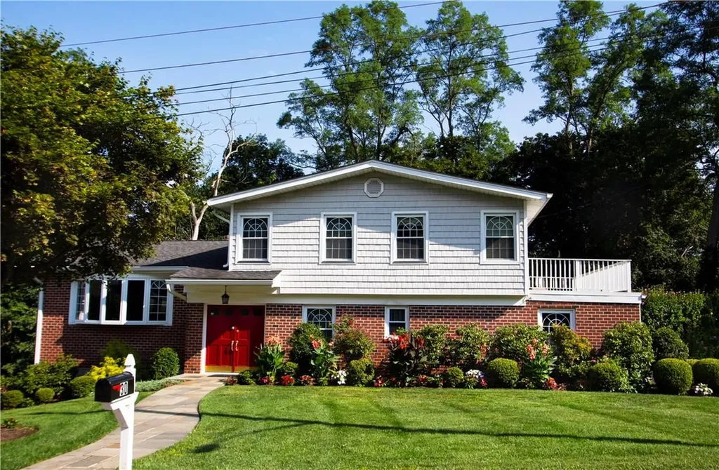 30 Balmoral Crescent White Plains NY 10607